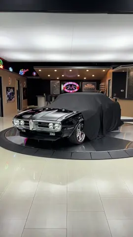 Introducing our New Arrival ! 1967 Pontiac Firebird 🔥 Available Now ! 