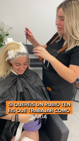 A ganarse el rubio!! 😂 #fyp #parati #meme #humor #peluquera #hairtok #memepeluqueria #humorpeluqueria #mechas #decocompleta 