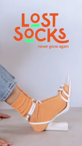 LOST SOCKS identity 🧦 #graphicdesign #design #branding #logo #logotype #brandsocks 