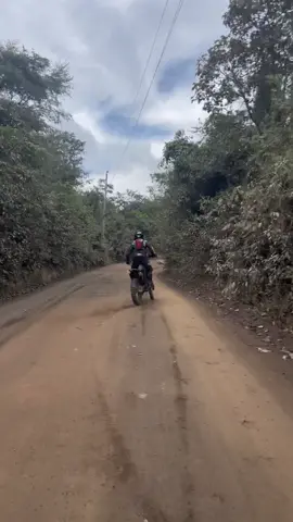 _#goprobrasil#braap#crf230#offshox#hardenduro#jarvissty le#jarvisbasics#mctrila#offrod#offsho×#motocross#enduro# goprohero9#gopromx#gopro#endurolife#xfalis#velocross#b raapbrasilmx#braapbrasil#crf230mx