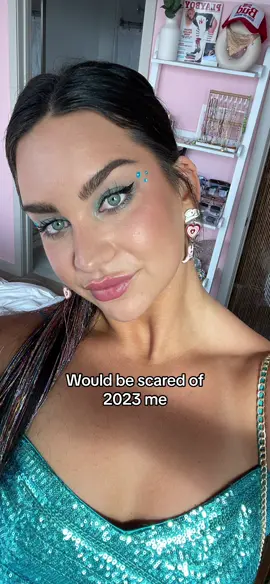 You’re telling me these are the same person?? #GlowUp #secondpuberty #growingup #2019 #4yearsago 