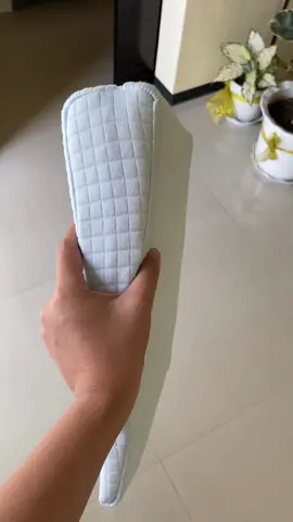 Wedge Pillow for baby - anti reflux and anti vomit for baby. Effective! Been using this since my baby turn 2 months old. Hindi narin masakit lagi batok at likod ko kasi we both na nakahiga and knowing my baby is elevated while bfeeding is good na. Recommended for mommies out there. #pillowforbaby #wedgepillow #babyessentials #baby #antireflux 