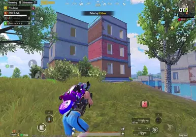 Intense fight in school buildings full rush 🔥#foryou #foryoupage #viral #funny #4ubaba #donyagak #pleaseunfrezzemyaccount 