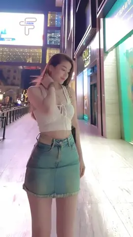 Nhất phố nhưng bố không cho iu.Chưa kịp xuống phố thì bố đã gọi về #trend