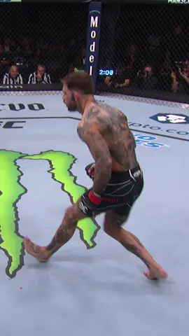 🕺 Коди показывает класс на танц.. кхм… в октагоне! #UFC #MMA #Garbrandt #dance #dancing 