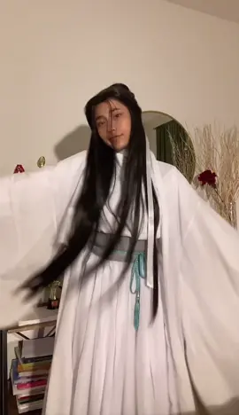 Introducing my newest cosplay 😌 I LOVE IT SM,, I have sm to post he’s my biggest kin fr fr 😂 #xielian #xieliancosplay #xianlie #tcgf #heavenofficialsblessing #huacheng #hualian #ship #donghua #manhua #danmei #anime #manga #mxtx #newcosplay #cosplay #fyp #foryou #foryoupage #xyzbca #zyxcba #fypシ #fypシ゚viral 