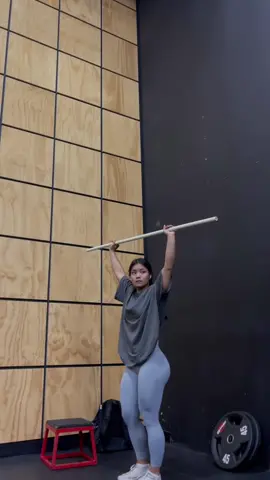 Gym vlog + back 🤝 @DFYNE (dc:ANNALY)