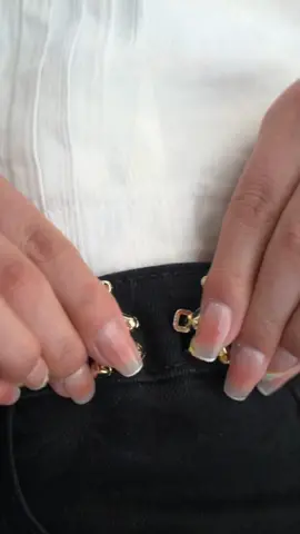 Don't worry if you buy big pants, use this bear waist buckle, easy to get it done, you can remove it when you don't need to hurt your clothes, and it is also beautiful to decorate # waist button # bear waist buckle