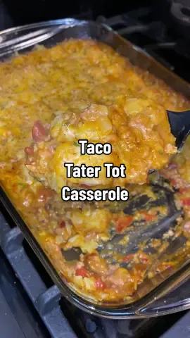 We love this quick and easy dinner! #EasyRecipe #quickrecipes #groundbeefrecipe #tatertotcasserole #DinnerIdeas 