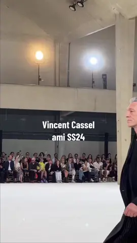 Vincent Cassel walking for Ami Paris  #vincentcassel #walk #Runway #fashionshow #amiparis 