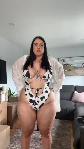 #plussizeswimwear 