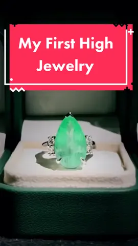 This is my first piece of high jewlery and I am so grateful to @JR Colombian Emerald for making this vision come true for my sister and I. It was a shared process of love. Their team bring artistic craft to every project, and they are incredibly kind. #jewelry 