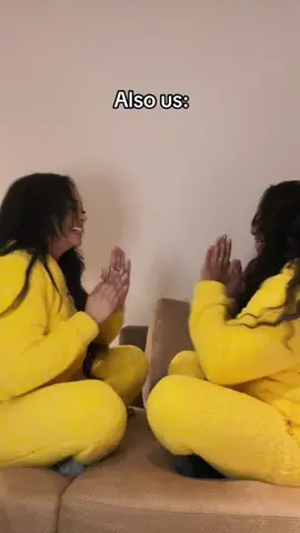 WHERE MY GIRLS AT THAT CAN DO BOTH #handgame #girltime #paris @Kristy Sarah #pokemon its kristy’s sound effects 😂😂😂😂😂😂 