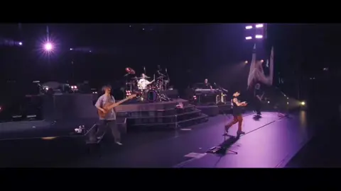 ONE OK ROCK 