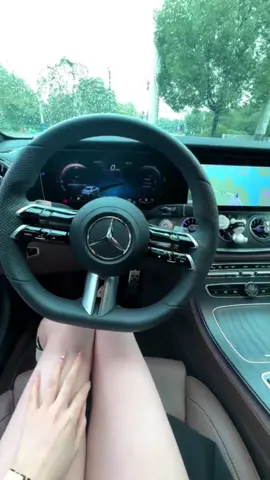 Ngày mới vui vẻ nha mọi người 😘😘👌#thuvienmakeup #FoodFestOnTikTok #congailaixe #mercedes #xhuonggggg🐰 #xuhuong 