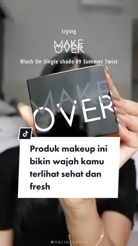 Salah satu step yang gak boleh terlewat saat makeupan biar wajah makin fresh, kamu sudah punya belum? 😍 #makeoverid #blushon 