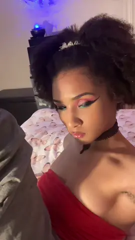 even i’m bewitched 😫😍👁️
