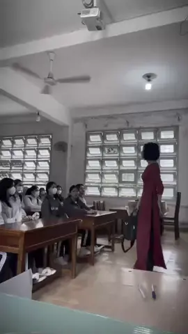 Tiết học cuối cùng với cô chủ nhiệm 24/06/2023❤ #maiyeucôHuệ❤ #xuhuong #thoihocsinh 