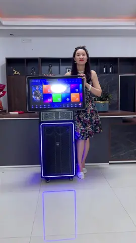 Loa karaoke kèm màn hình cảm ứng hiện đại nhất hiện nay #loakaraokedidong #loakeo #loa #loakeohay #trending #xuhuong #dankaraokegiadinh #longphataudio #loamanhinh #J10000s 