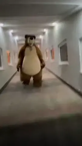 Bear running (fnaf meme)