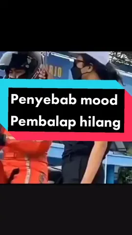 Seketika langsung pengen rebahan aja. #makmakkocak #humor #lucu #viraltiktok #fyp #terbaru #memestiktok #sabtuceria #viralvideo #CapCut 