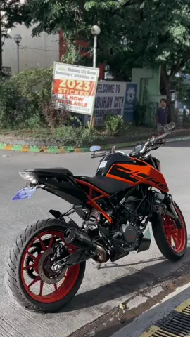 ktm duke 200 #CapCut #motorcycle #motorcyclevideo #motorcyclemontage #motorcycletiktok #motorcyclevideos #motorcycleoftiktok #mototiktok #bigbike #bigbiketiktok #bigbikeph #bigbikephilippines #rider #fyp 
