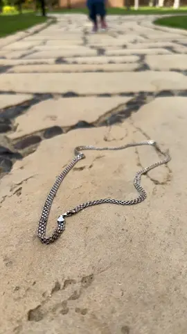 الجزء الاول من السلسة المفقودة 😱