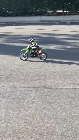 Moto de Controle Remoto!!🤯🤯🔝🔝 #fypシ #hobby #rc 