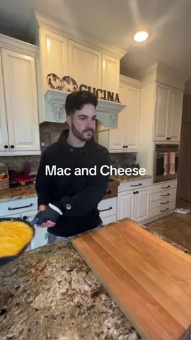 Day 8 of my Pasta Series: Mac and Cheese🫶🏼 One of my favorite things to cook and to eat. This is the best easy mac and cheese recipe I have made. Feel free to add bread crumbs to the top for some extra crunch🤝 10 oz Elbow Pasta Dry Salt to Taste 6 OZ Colby Jack Cheese 6 OZ Sharp Cheddar 2 1/2 Cup Heavy Cream 1 TSP Cayenne Powder 1 TBSP Butter Dash if Black Pepper Optional #Recipe #macandcheese #EasyRecipe #food 