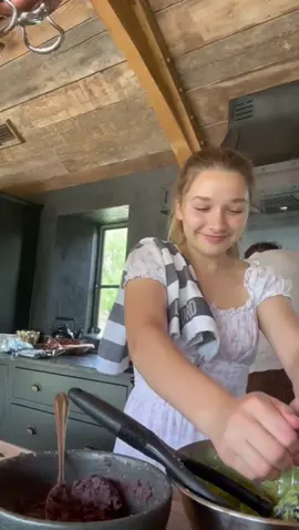 Salsa Saturday!!💃 When #DavidBeckham and #HarperSeven are inspired by @Flamin’ Hot @Eva Longoria  ❤️‍🔥!! Kisses #Peggygou xx 