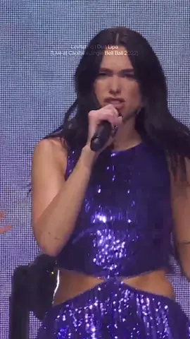 Throwback to this iconic performance by our queen 👑 👤: @Dua Lipa  #dualipa #levitating #livemusic 