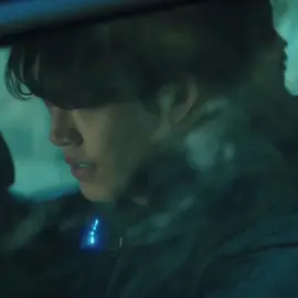 I'm still not over this movie, and looking forward to part 2.                                                 Movie: Alienoid #alienoid #alienoidmovie #kmovie #kmovieedit #kimwoobin #woobin #alien #kdrama #koreanmovie #filme #edit #fypシ 