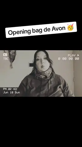 Nuevo Unboxing 📦 de Avon 🥳 #unboxing #avon #revendedora #permumeria #catalogos #openingbag #avonarg 