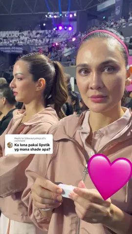 Replying to @Viibeautyshop.id lipstick yang dipakai Luna Maya bisa check keranjang kuning ya💛 #fyp #lunamaya🥰❤️🥰  #timlunania 