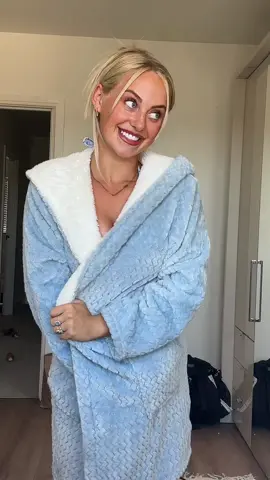 Little bit naughty 🙊