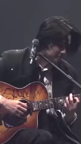 suka cowok main gitar apalagi cowoknya min yoongi #suga #minyoongi #fyp 