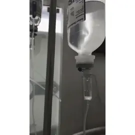 دعاء الشفاء لنفسي 👐 دعاء المريض لنفسه بالشفاء العاجل يا شافي يا معافي، أتوسل إليك يا الله أن تشفي بدني من كل ما يؤلمه، وأن تجعل ما أعانيه من ألم سبباً في تكفير ذنوبي والفوز بجنتك يا أرحم الراحمين. يا من أمرت عبادك بالدعاء ووعدتهم بالإجابة، أسألك يا رب العالمين أن تشفيني من مرضي وألا تحرمني من الصحة والعافية يا حي يا قيوم. اللهم يا قادر على كل شيء، وحدك أنت القادر على شفائي، فأنا أعاني من ألم لا يعرف مدى قسوته إلا أنت يا أرحم الراحمين. يا من لا إله إلا أنت، يا من شفيت نبيك أيوب، أسألك أن تشفيني شفاءً ليس بعده سقما ًيا قدير. أسألك يا رب العالمين أن تلبسني ثوب الصحة والعافية، وألا تشقيني بمرضي يا رحمن يا رحيم. واشفي مرضي المسلمين اجمعين يارب العالمين  يا من وسعت رحمتك كل شيء،     اللهم امين يارب العالمين 👐
