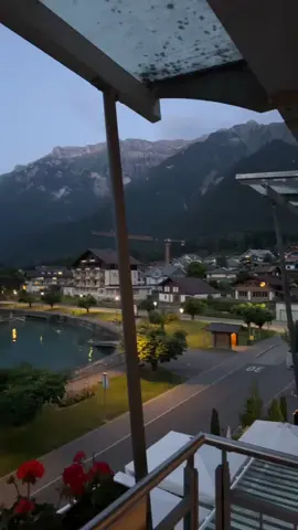 صوت الهدوء #انترلاكن #سويسرا #اوربا #استكنان #فندق_سيلر #اطلاله