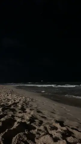 praia a noite>>> #fyp #praia #fy 