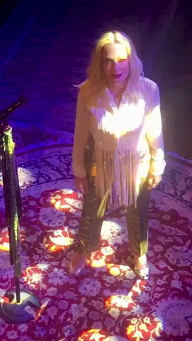 17 μέρες ακόμα για την συναυλία των 50 χρόνων καριέρας της Άννας 🙏🏻 Κάθε μερα θα ανεβαίνει Throwback βίντεο μέχρι την αναμενόμενη συναυλία 🙌🏻 #annavissi #annaversary #fy #fyp #annavissi50years 