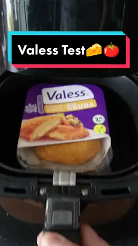 Valess Test🧀🍅🌱 #valess #schnitzel #käse #cheese #käseliebe #tomate #fastfood #schnitzel #schnitzelessen #vegetarisch #lecker #foodtest #foodtester #derfoodtester #foodnews #foodnews_de #foodblogger_de #foodschau 