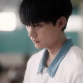 #zhanglurang he deserves everything good in life my meow meow.. also thanks for 200 followers like wtaf?!?  #wheniflytowardsyou #当我飞奔向你 #wheniflytowardsyouedit #zhouyiran #cdrama #chinesedrama #cdramaedit 