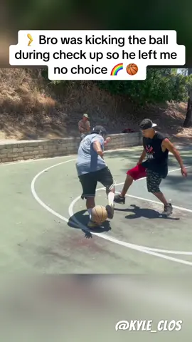 🦵 🌈 🏀 #carlito #voiceover #lmfao #rainbowflick #fifa #basketball #foryou #fyp #4u #viral #omg #streetball #and1 #nba2k #layup #salsa #muah 