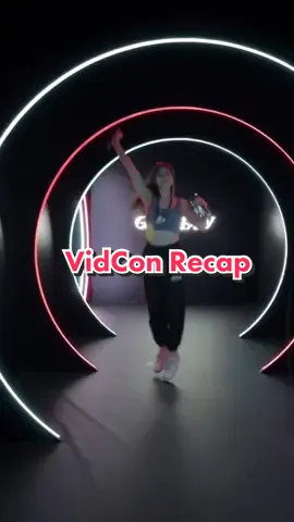 don’t ask what’s gojng on in the last clip #vidconrecap #Vlog 