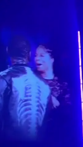 This girl had me SOOOOO mad at the concert. You gonna embarrass me in fromt of my people?! Lol!  We good now lol! Love her!