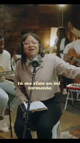 Hermoso momento 🙏✝️ #hermosomomento #hermosomomentokairoworship #kairoworship #tumevisteenmitormenta #hagamosviralajesus #fyp #jesuslover #jovenescristianos #jesuslovesyou #cristianos 