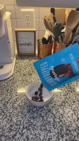 better than candy! 🍫🩵 #skinnydippedera #femalefounded #almonds #tasty #food @SkinnyDipped 
