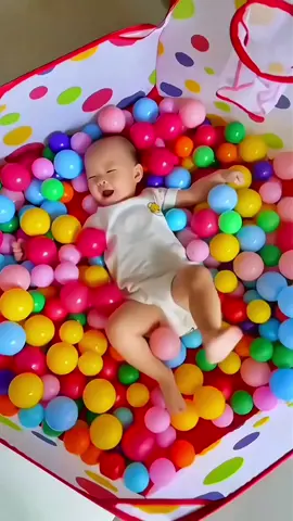 Foldable ocean ball pool children’s playground #toys #toy #babylove #foryou #toyforkids #smalltoy 