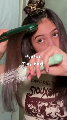 Jangan tunggu rambut jadi karet baru rajin hair care ya🥲👌🏼👀 manusia kudu nyatok kaya aku harus banget banget mulai pake hair care yang tujuannya untuk merepair rambut kaya yang dari @Rudy Hadisuwarno Cosmetics Biar aman sejahtera🥰🫶🏼✨ #nomorerambutrusak #hairmonyexpert #rambutmuhebatmu 