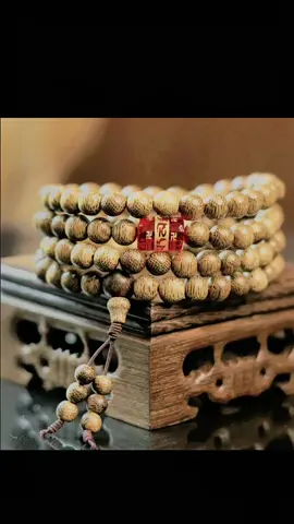 Thỉnh vòng tay trầm hương mua về đeo bao thơm bao đẹp nhé #vongtram #vongtramhuong #vongtramhuong108hat #biminishop81 #xuhuong #xuhuong2023 #muataitiktokshop 